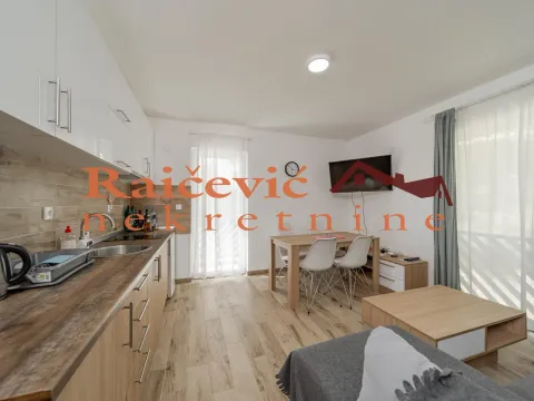 Prodaja, četvorosoban stan, 98m², Kopaonik, Srbija - image 2