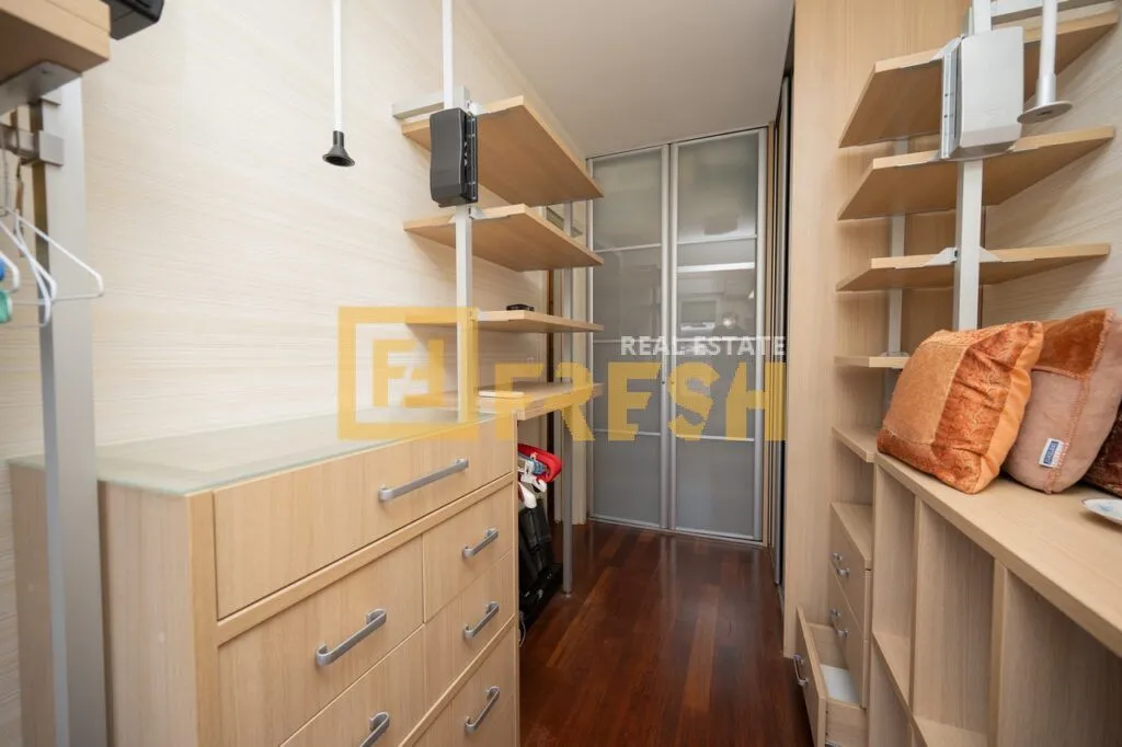 Rent, one bedroom apartment, 100m², Preko Morače, Podgorica
