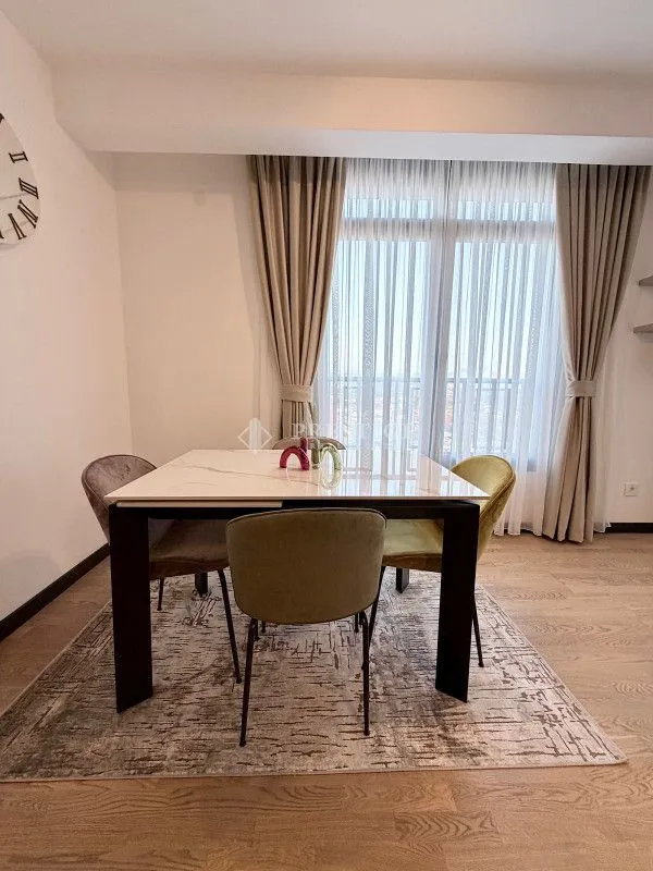Izdavanje, dvosoban stan, 70m², Gorica C, Podgorica