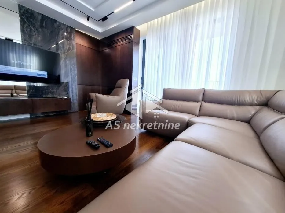 Rent, three bedroom apartment, 90m², Savski Venac, Beograd