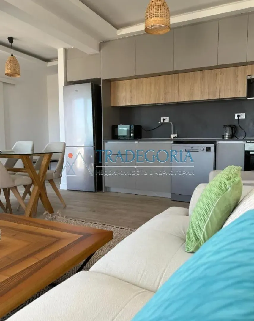 Prodaja, dvosoban stan, 70m², Tivat, Crna Gora