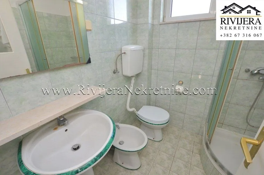 Prodaja, dvosoban stan, 73m², Centar, Herceg Novi