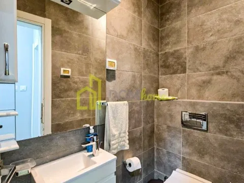 Izdavanje, dvosoban stan, 75m², Centar, Podgorica - image 19