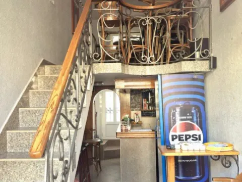 Poslovni prostor in Makedonsko naselje