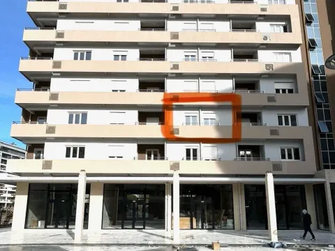 Izdavanje, jednosoban stan, 43m², Central Point, Podgorica - image 9
