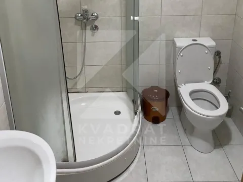 Rent, studio apartment, 29m², Stari Aerodrom, Podgorica - image 5