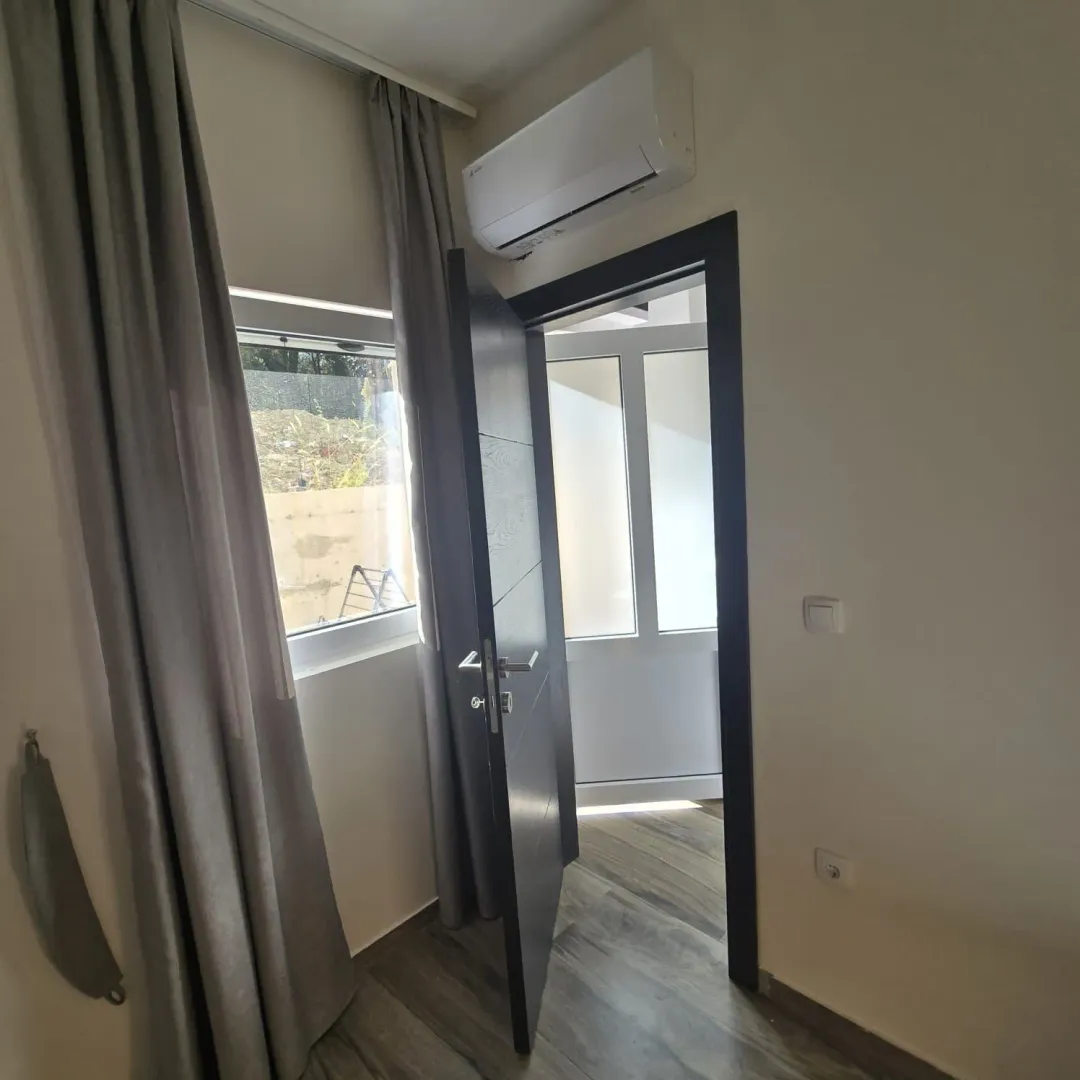 Izdavanje, jednosoban stan, 40m², Gradiošnica, Tivat