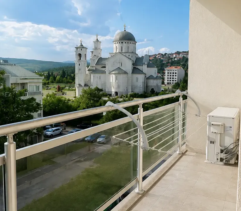 Izdavanje, jednosoban stan, 49m², Preko Morače, Podgorica