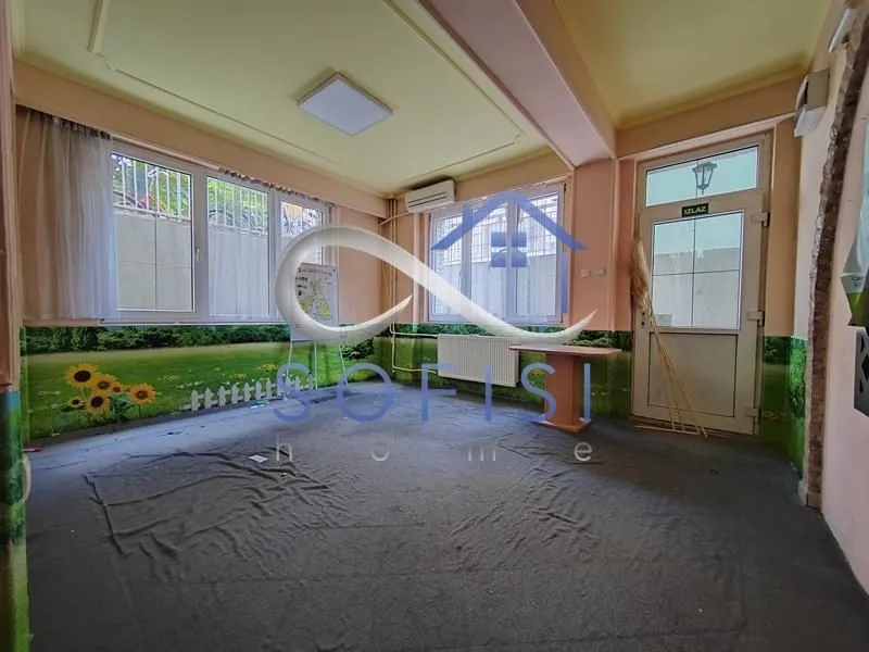 Rent, office space, 160m², Grbavica, Novi Sad Sve Podlokacije