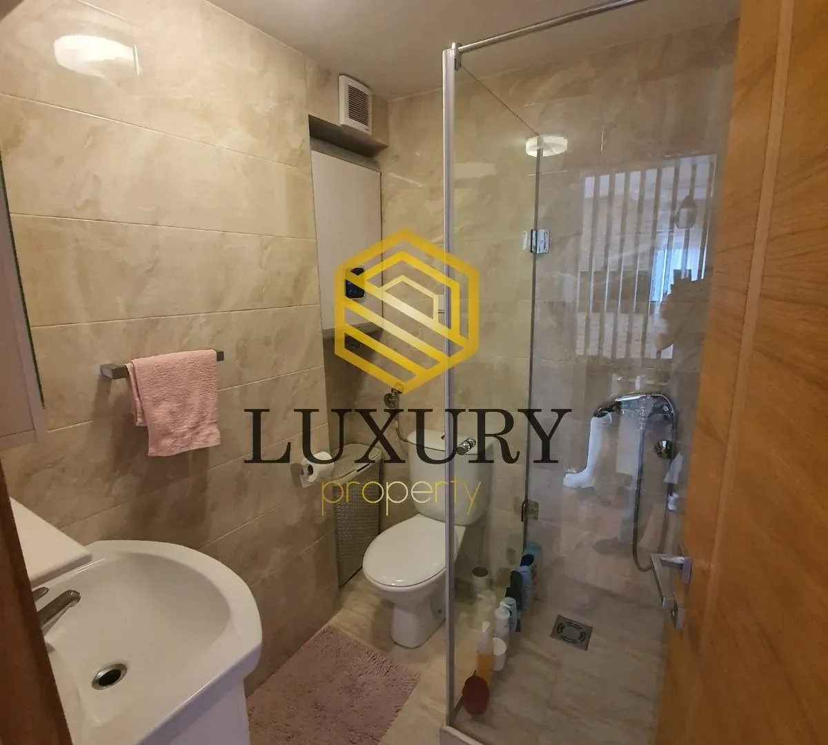 Sale, four bedroom apartment, 154m², Zabjelo, Podgorica