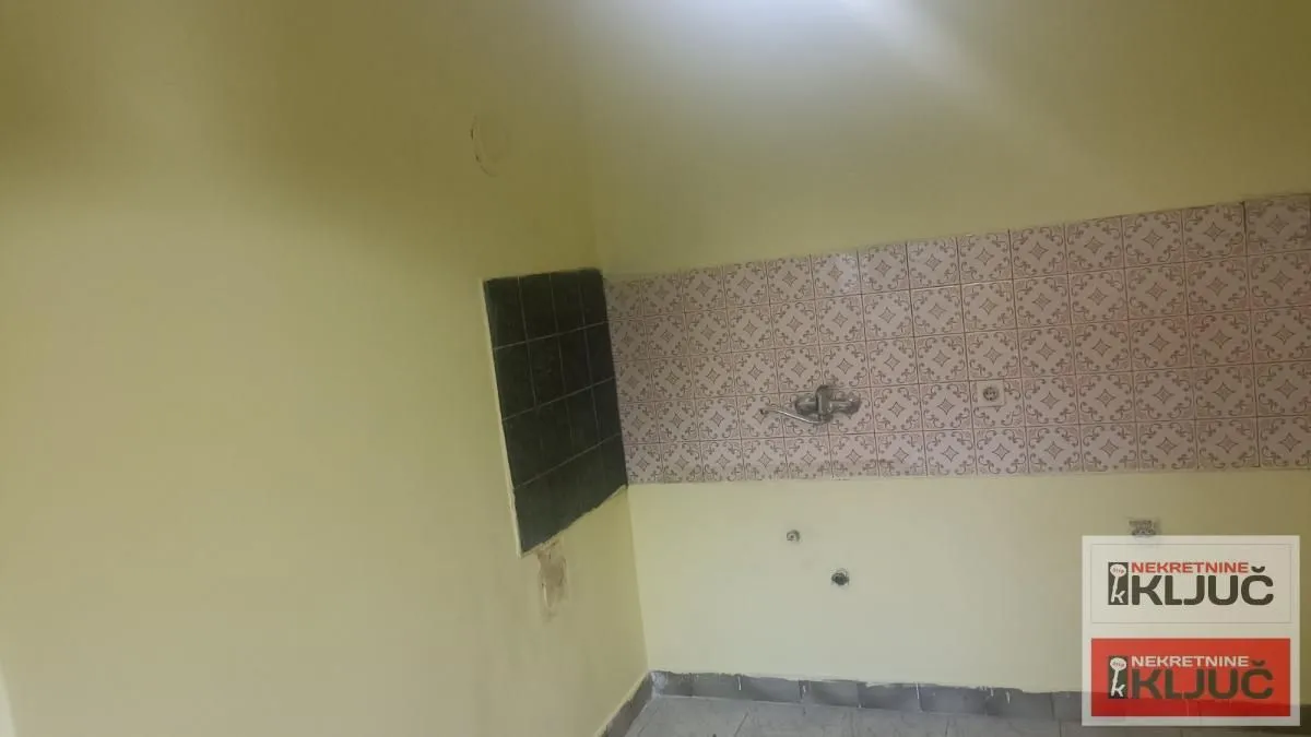 Prodaja, kuća, 148m², Futog, Novi Sad Sve Podlokacije