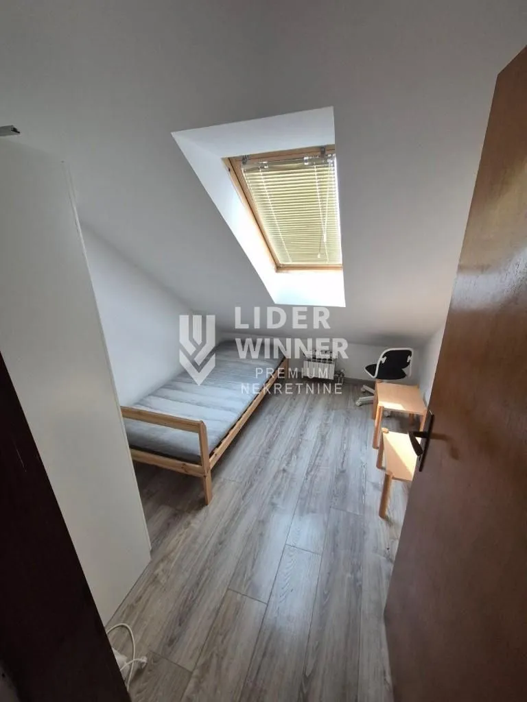 Izdavanje, trosoban stan, 65m², Julino Brdo, Beograd