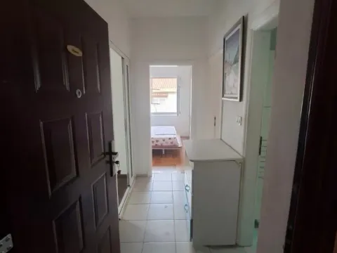 Izdavanje, dvosoban stan, 67m², Škaljari, Kotor - image 6