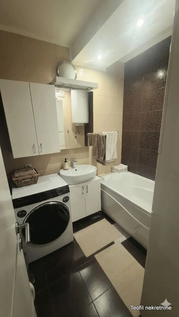 Sale, two bedroom apartment, 77m², Zemun Kej, Zemun Sve Podlokacije