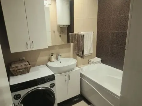 Sale, two bedroom apartment, 77m², Zemun Kej, Zemun Sve Podlokacije - image 8