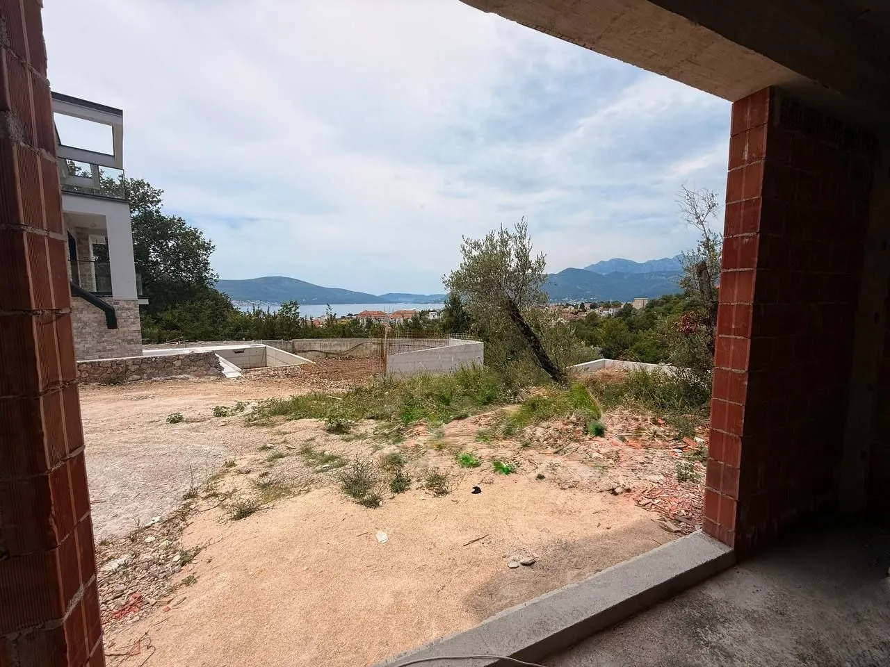 Prodaja, kuća, 230m², Tivat, Crna Gora