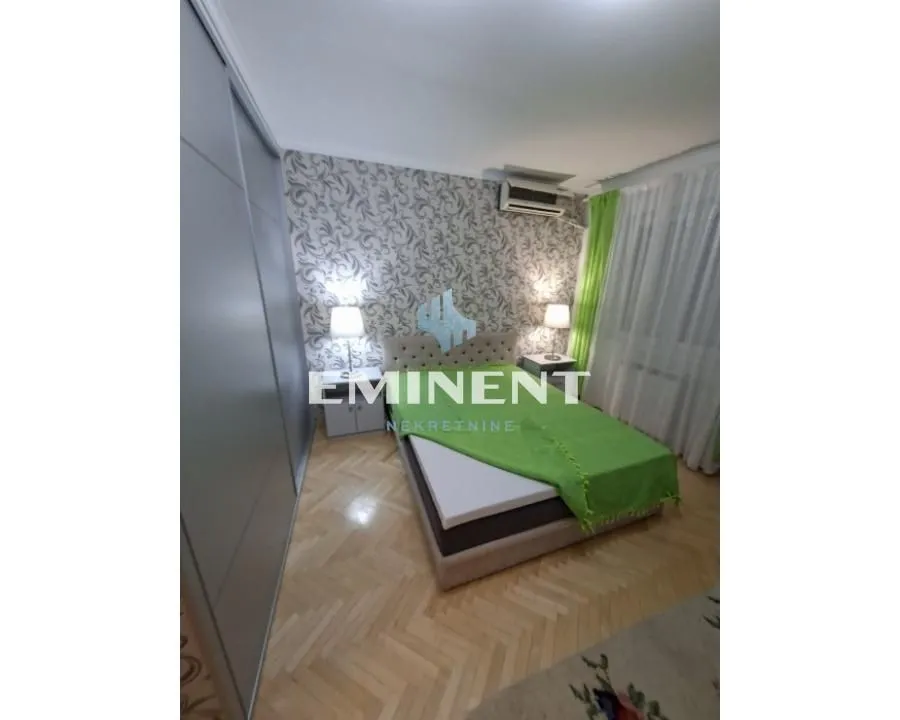 Izdavanje, dvosoban stan, 47m², Slavija, Vračar Sve Podlokacije