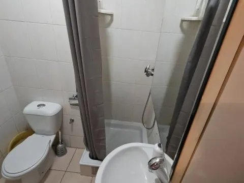 Rent, one bedroom apartment, 32m², Rotkvarija, Novi Sad Sve Podlokacije - image 8