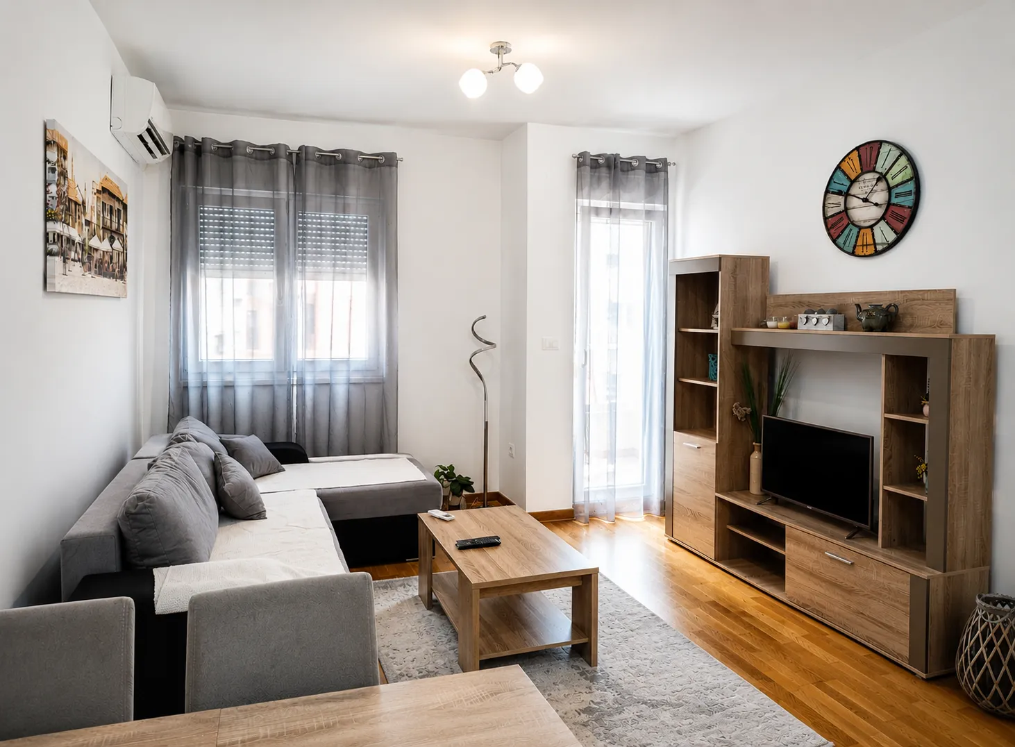 Izdavanje, jednosoban stan, 43m², City Kej, Podgorica