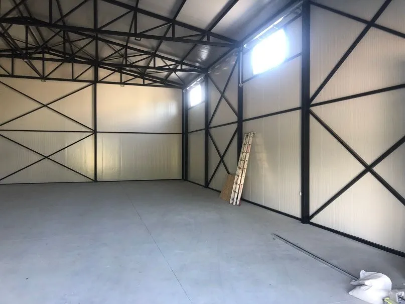 Izdavanje, poslovni prostor, 410m², Altina, Beograd