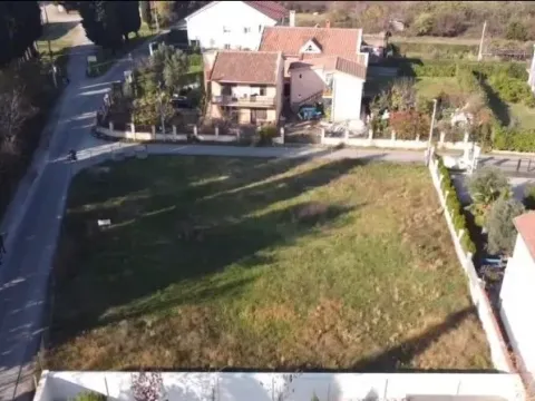 Prodaja, kuća, 200m², Podgorica, Crna Gora - image 2