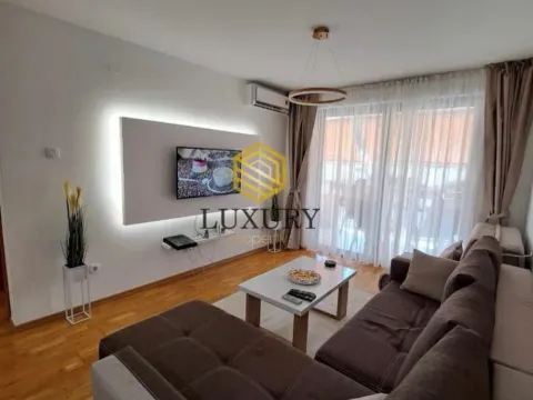 Rent, one bedroom apartment, 49m², Pržno, Budva - image 5