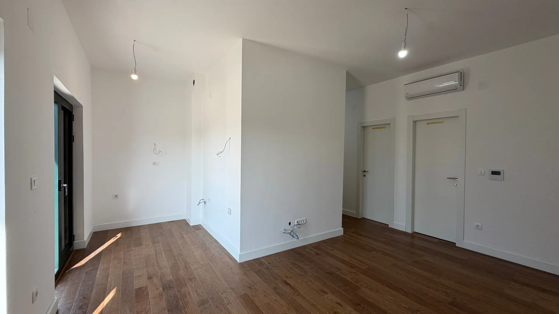 Prodaja, dvosoban stan, 60m², Dumidran, Tivat