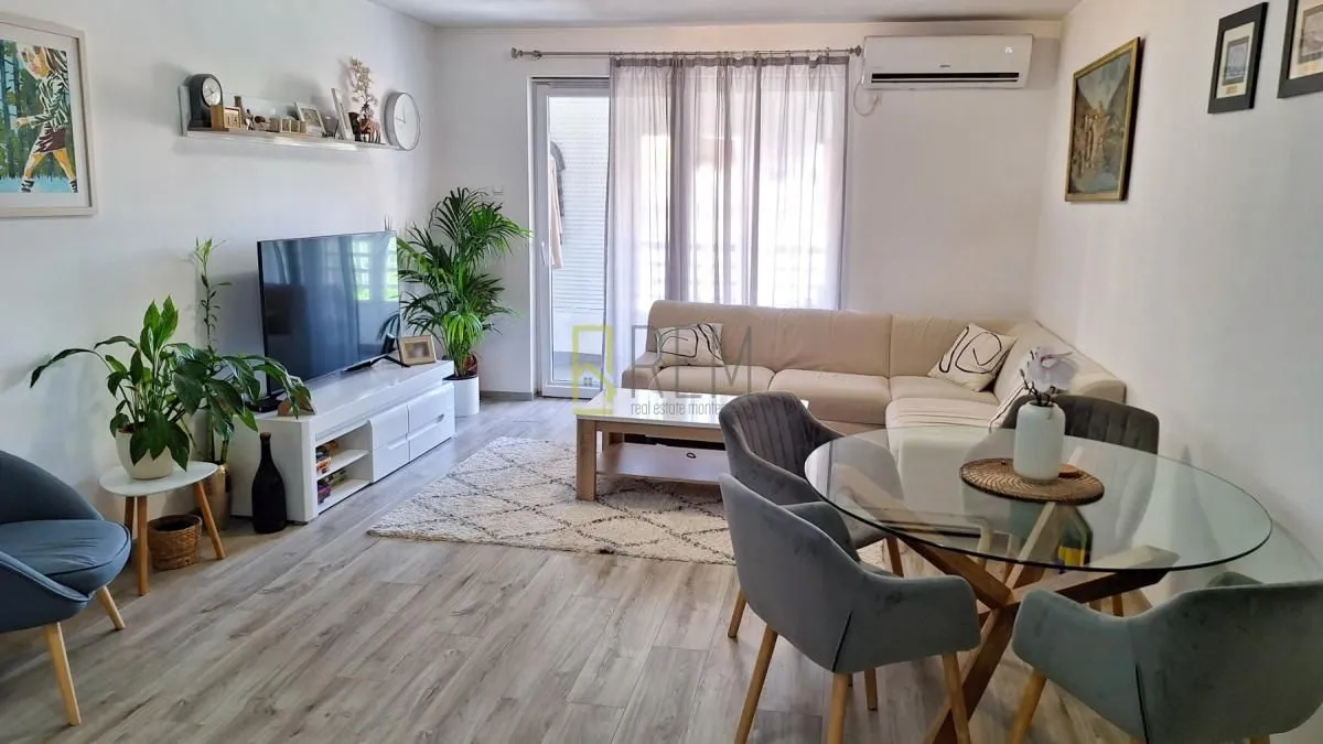 Sale, two bedroom apartment, 72m², Lepa Kata, Podgorica