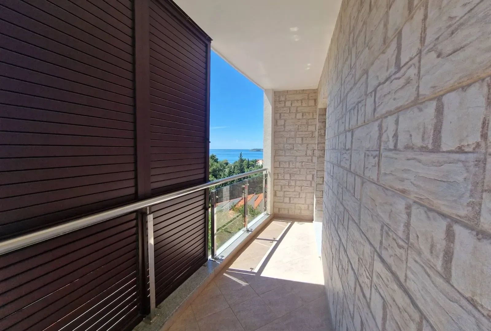 Sale, three bedroom apartment, 107m², Bečići, Budva