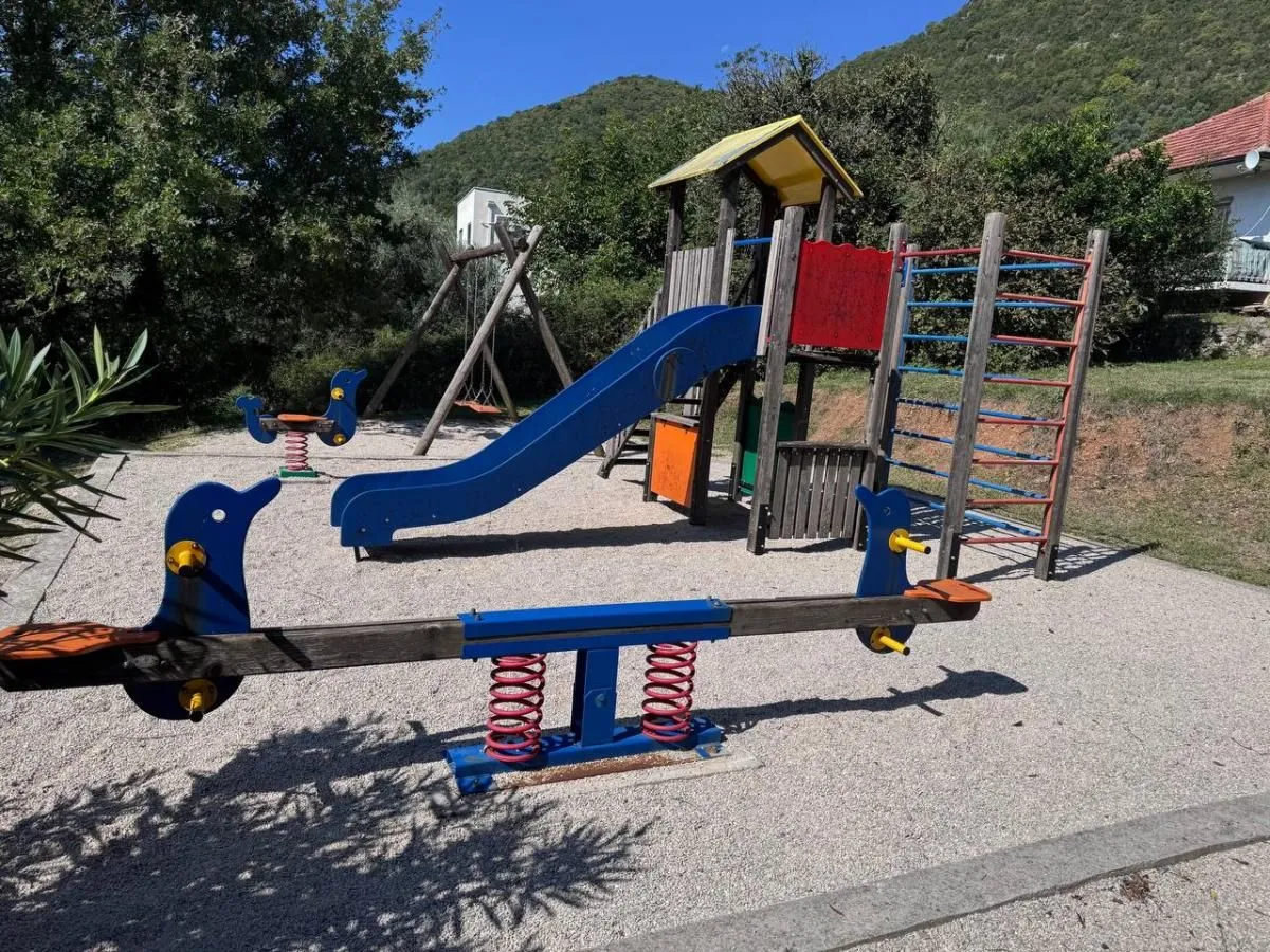 Prodaja, jednosoban stan, 63m², Đenovići, Herceg Novi