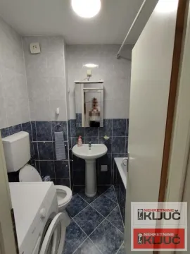 Izdavanje, dvosoban stan, 55m², Novo naselje, Novi Sad - image 9