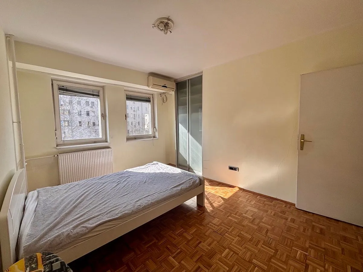 Prodaja, trosoban stan, 79m², Novi Beograd Blok 22, Novi Beograd Sve Podlokacije