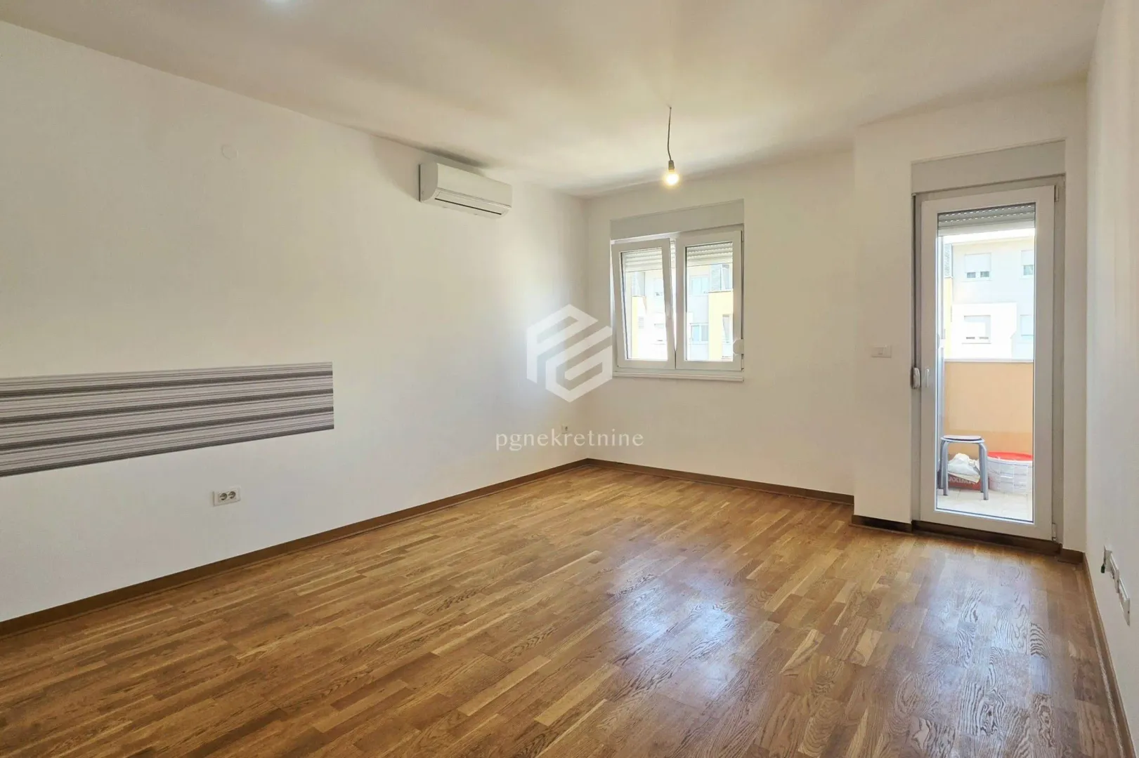 Rent, two bedroom apartment, 64m², City Kej, Podgorica