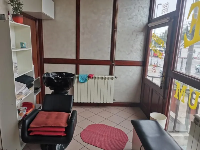 Rent, office space, 60m², Krnjaca, Palilula Sve Podlokacije