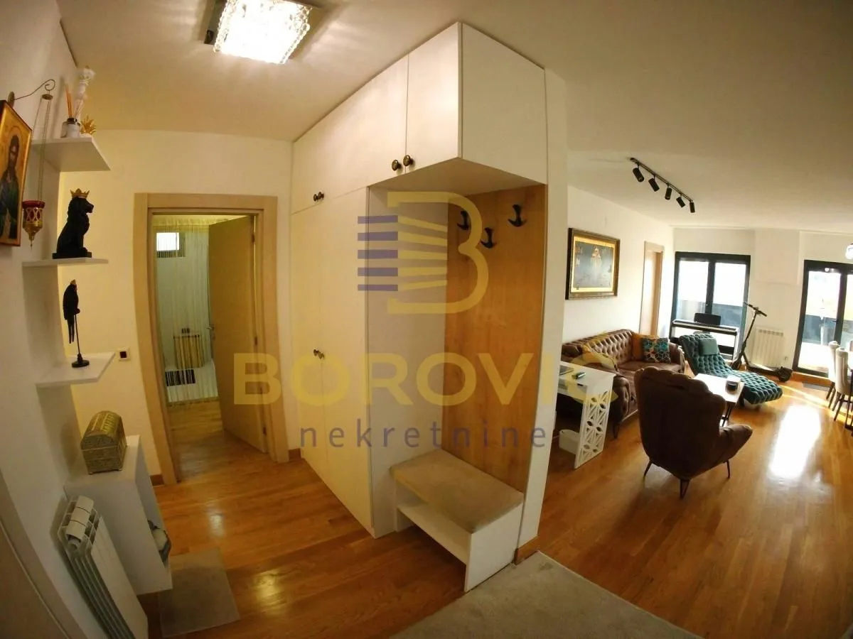Prodaja, četvorosoban stan, 103m², Voždovac Sve Podlokacije, Beograd