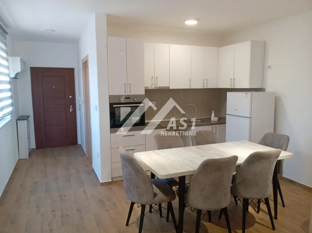 Izdavanje, dvosoban stan, 45m², Adice, Novi Sad Sve Podlokacije