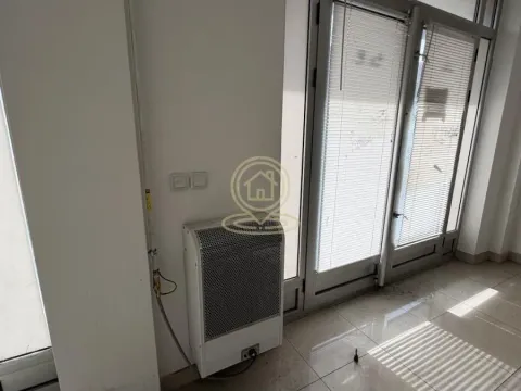 Sale, office space, 31m², Vašarište, Kragujevac - image 9