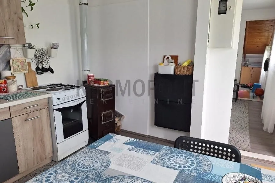 Sale, house, 51m², Voždovac Sve Podlokacije, Beograd