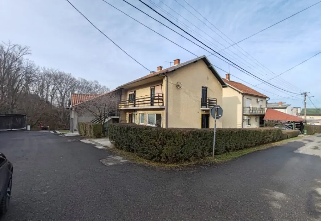 Prodaja, kuća, 224m², Lagator, Loznica