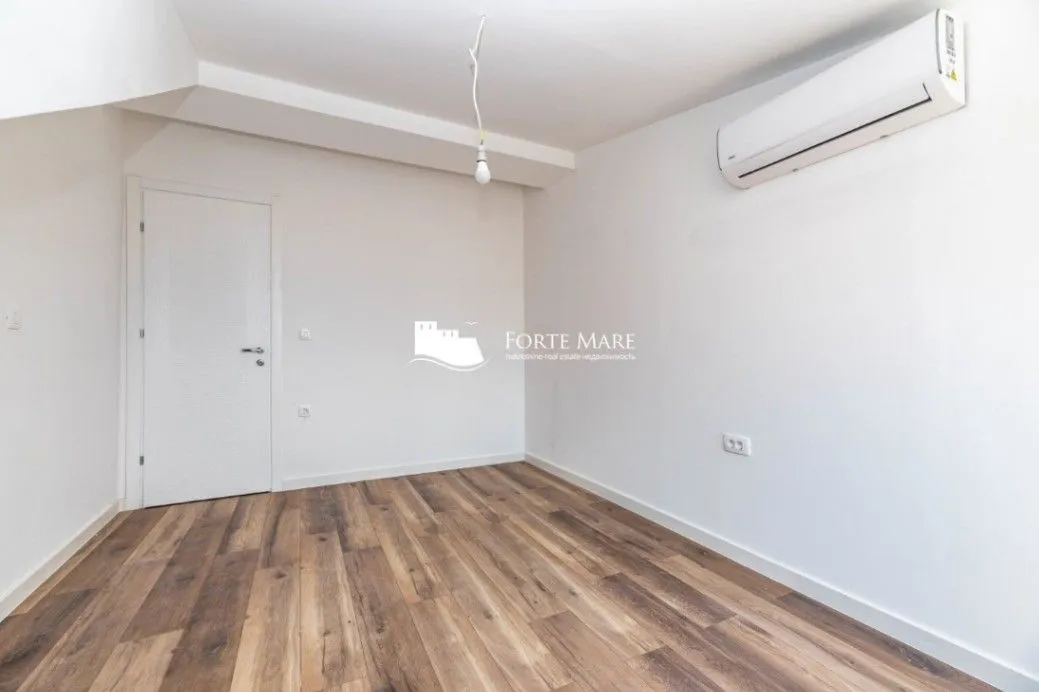 Prodaja, dvosoban stan, 109m², Đenovići, Herceg Novi