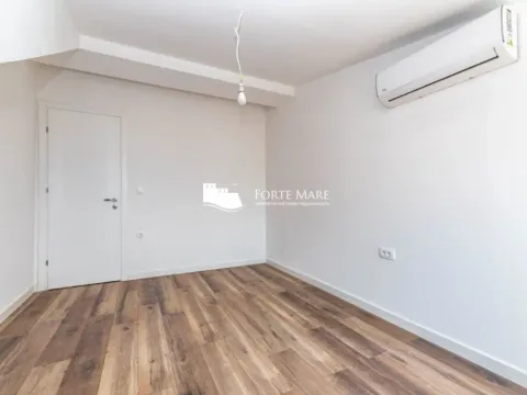 Prodaja, dvosoban stan, 109m², Đenovići, Herceg Novi - image 3