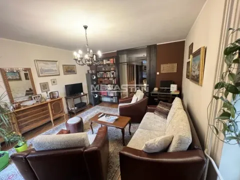 Sale, house, 200m², Bezanijska Kosa 1, Bežanijska Kosa Sve Podlokacije - image 11