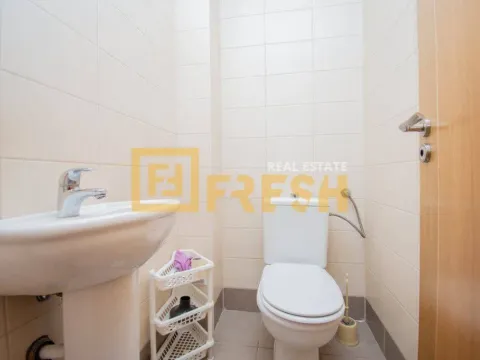 Izdavanje, trosoban stan, 90m², Dalmatinska ulica, Podgorica - image 12