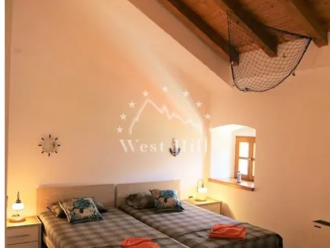 Sale, house, 327m², Stoliv, Kotor - image 18