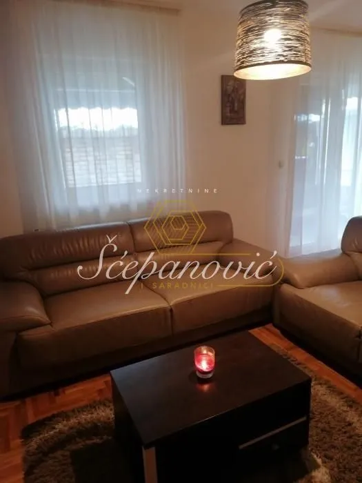 Prodaja, četvorosoban stan, 75m², Telep severni, Novi Sad Sve Podlokacije