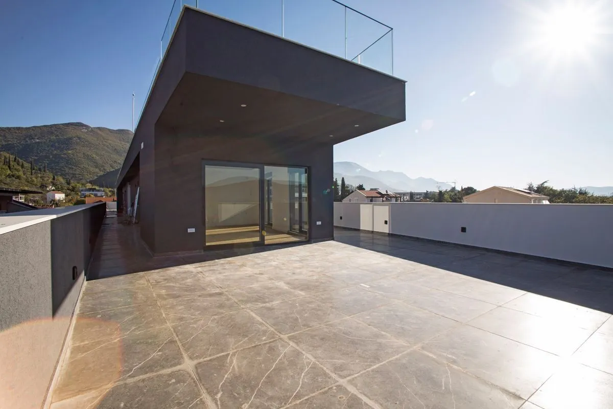 Prodaja, dvosoban stan, 132m², Donja Lastva, Tivat