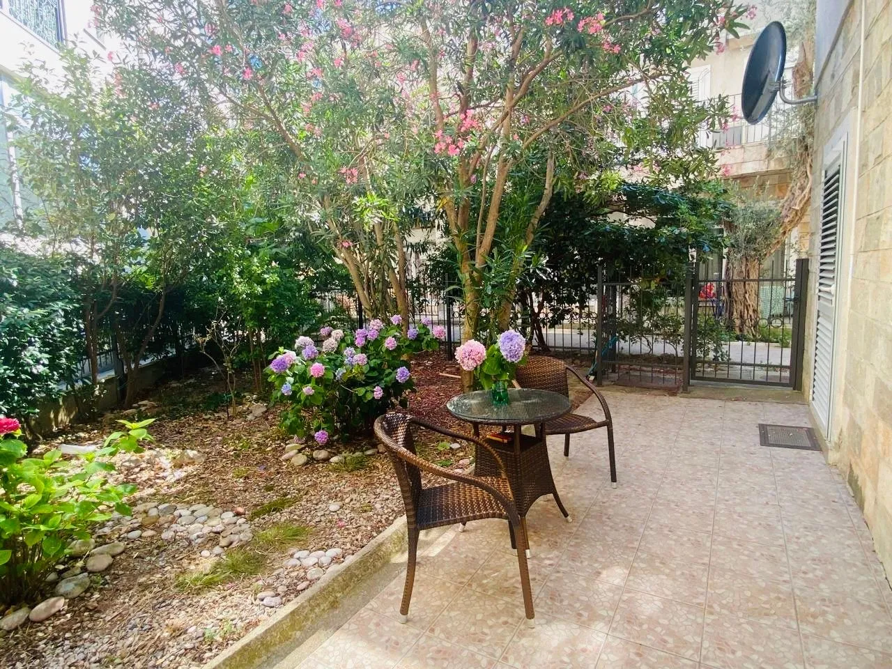 Sale, one bedroom apartment, 38m², Petrovac, Budva