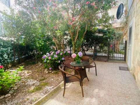 Sale, one bedroom apartment, 38m², Petrovac, Budva - image 1