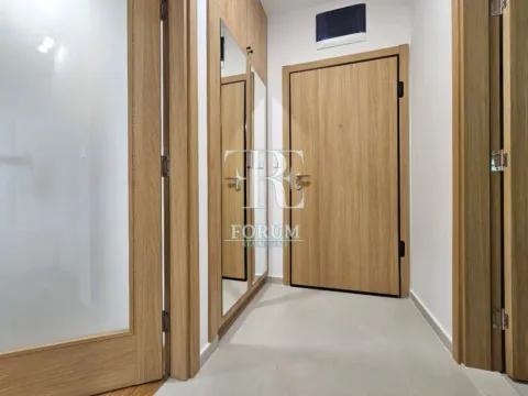 Izdavanje, jednosoban stan, 47m², City Kvart, Podgorica - image 7