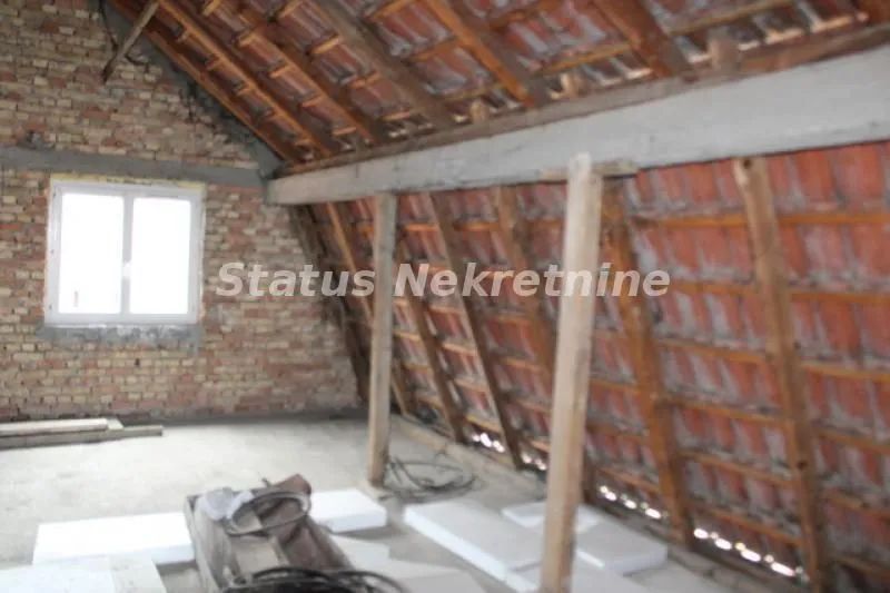 Prodaja, kuća, 242m², Novo naselje, Novi Sad